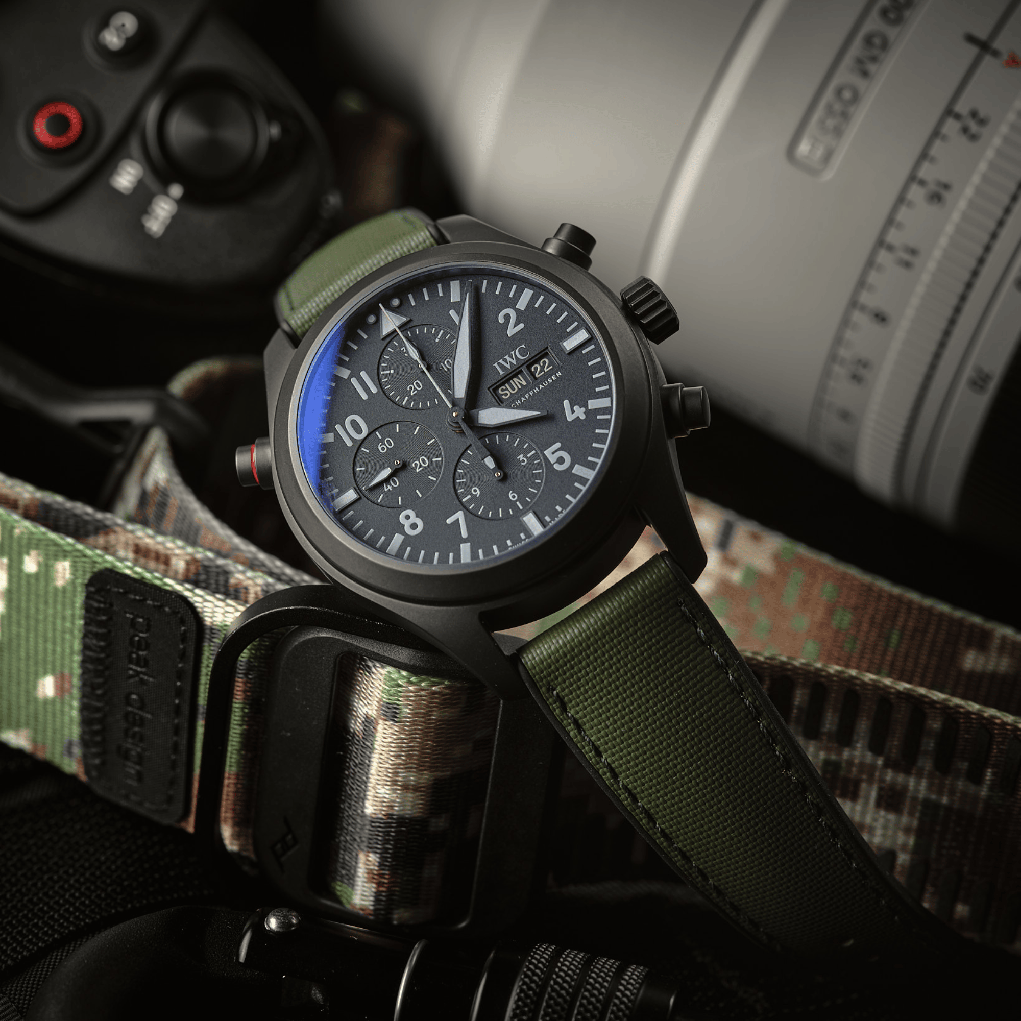 HydroFlex™ Khaki Green Hybrid FKM Watch Strap With Green Stitching