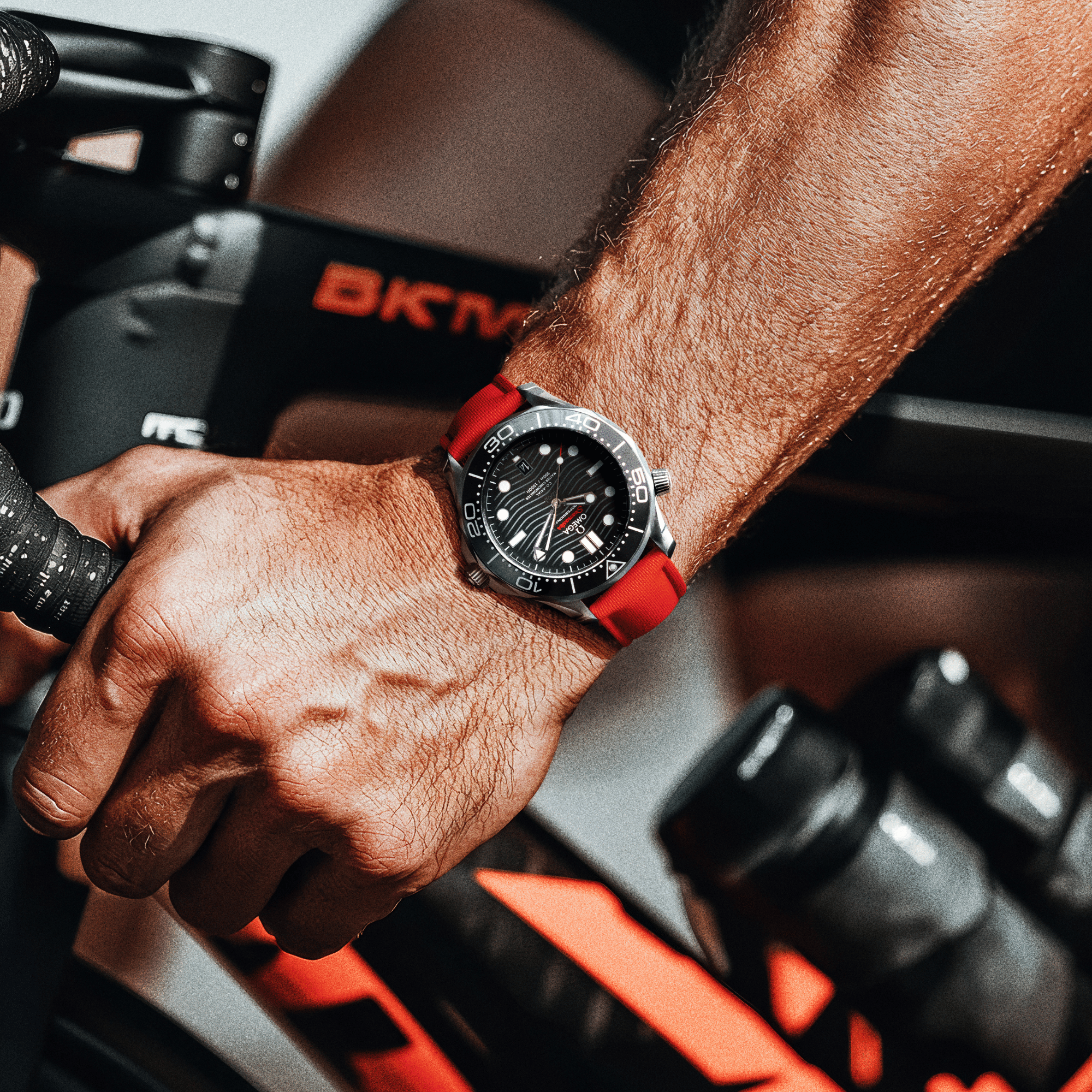 Loop-less™ HydroFlex™ | Blood Moon Edition | Red Strap with Red Stitching